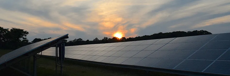 About Generating Electricity by a Solar Module at Night