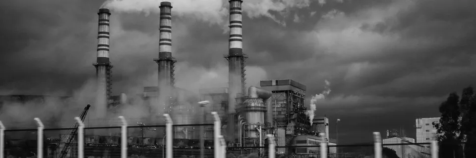 Cascading Failure under the Digital Economy Industrial Risk Transmission