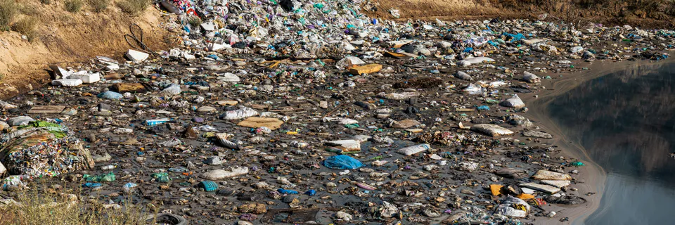 Heavy Metal Pollution in Riverbank Soils of Romania