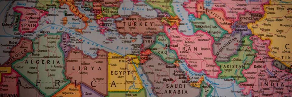 Approaching and Distancing: Diplomatic and Geopolitical Strategies in Russia and Turkiye Relations