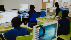 ‘Integrating ICT and Cooperative Learning: Teaching the Death Penalty through Multimodal Projects and Critical Expression’