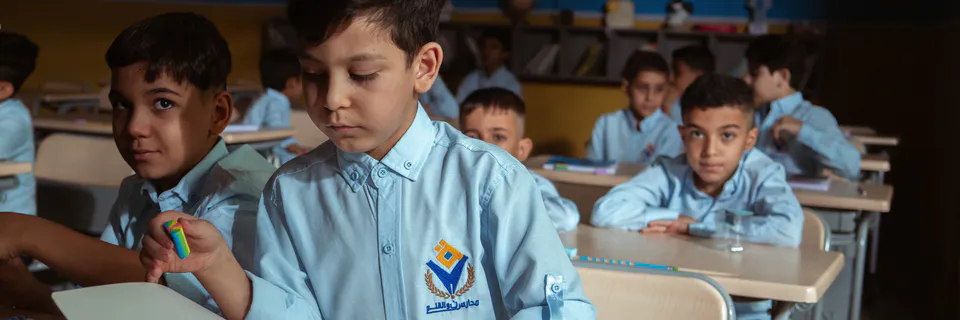 Reasons Behind the Weakness of Professional Motivation of Teachers of Physics of Practicum and Biology 5th Grade Preparatory Students from the Point of View of Teachers
