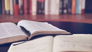 Adoption of Open Educational Resource (OER) Materials by Faculty and Learners: A Framework to Increase Openness Adoption in Open and Distance Learning Programmes